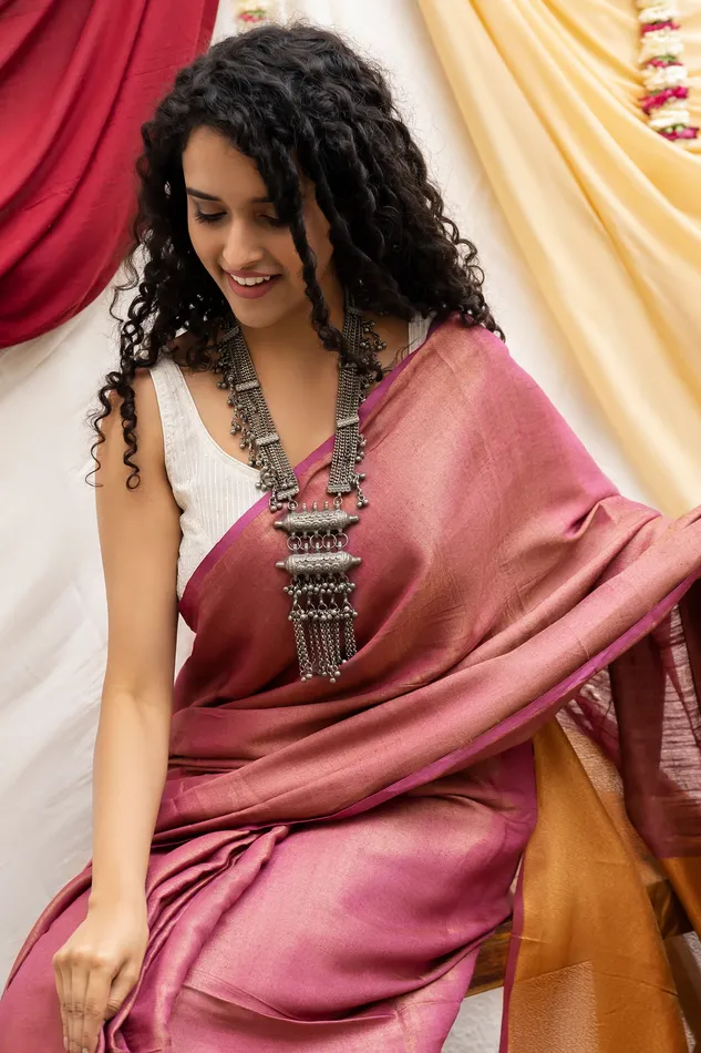Teejh Shaurya Onion Pink Tissue Silk Saree Teejh Earrings