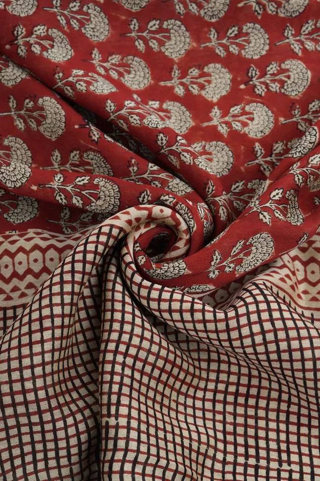 Teejh Teejh Rustic Maroon Block Print Chanderi Cotton Saree With Blouse Piece Necklaces