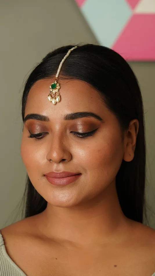 Ubeida Tikdi Maangtika Attrangi Earrings Ubeida Tikdi Maangtika Attrangi Earrings