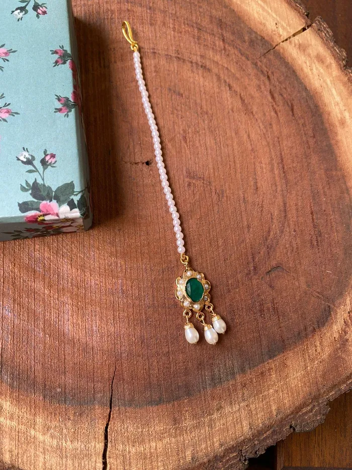 Ubeida Tikdi Maangtika Attrangi Earrings Ubeida Tikdi Maangtika Attrangi Earrings