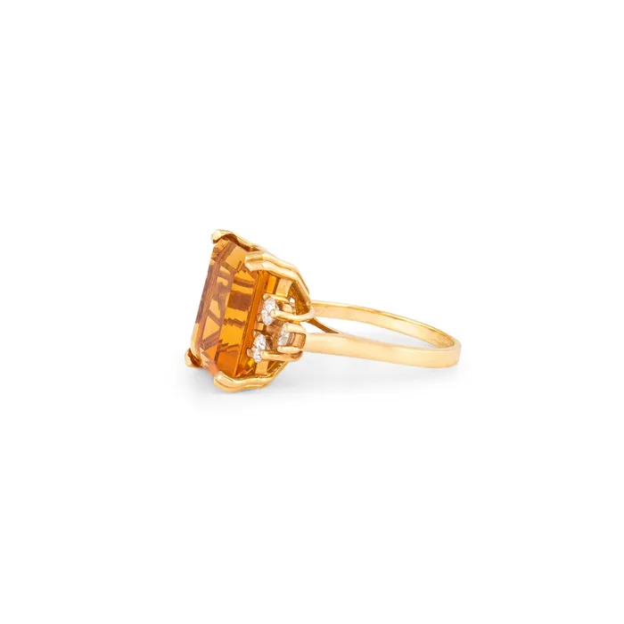Vintage Rings Citrine Diamond and 18K Gold Cocktail Ring