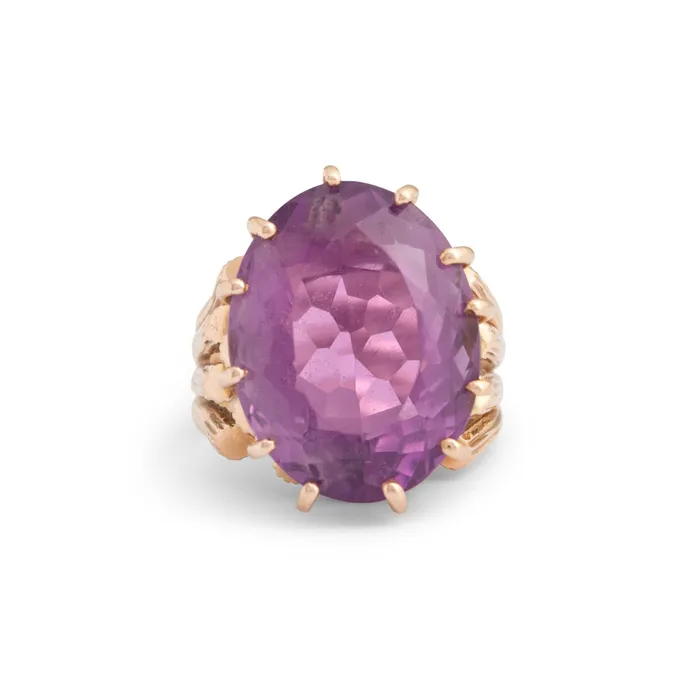 Vintage Rings Large Oval Amethyst and 14k Gold Cocktail Ring