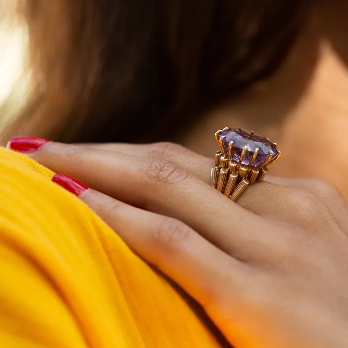 Vintage Rings Large Oval Amethyst and 14k Gold Cocktail Ring