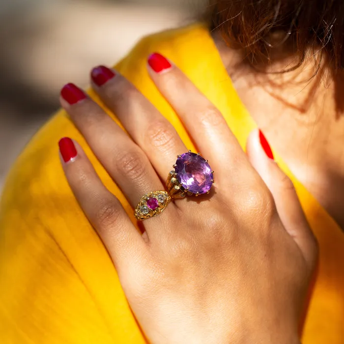 Vintage Rings Large Oval Amethyst and 14k Gold Cocktail Ring