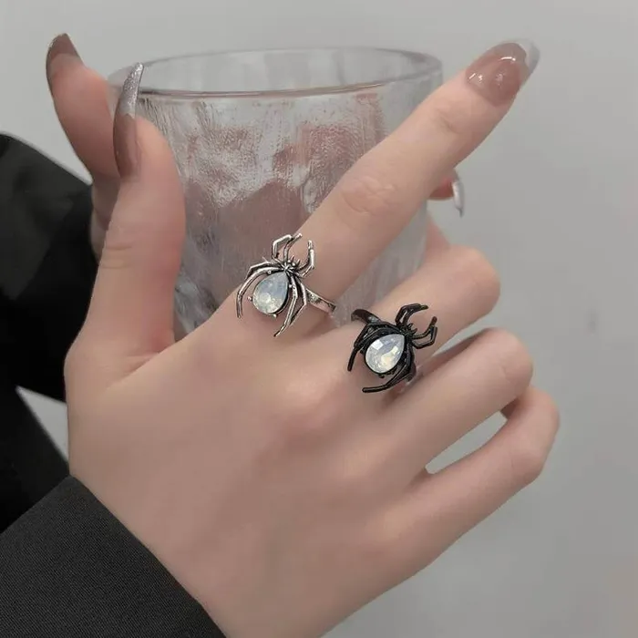 worldnetgifts Rings Vintage Spider Ring Halloween Gift